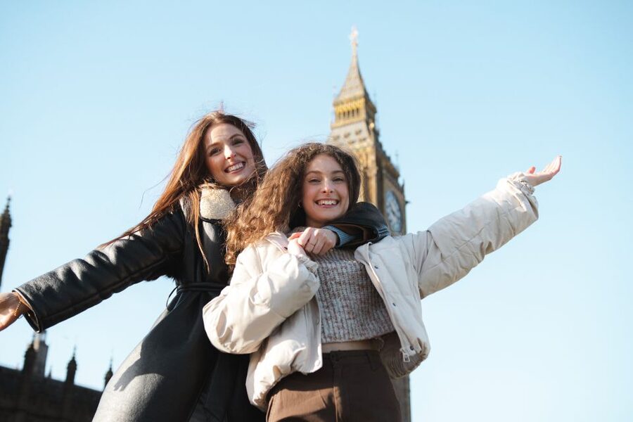 Couple’s photo: Romantic photoshoot in London - Why professional direction matters