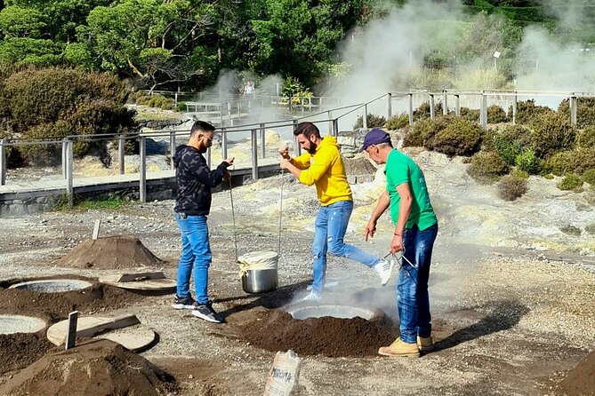 Couples PRIVATE Hybrid 4X4 Tour - Furnas (Inc Hot Springs and 3 Course Lunch) - The second thermal area and mineral water