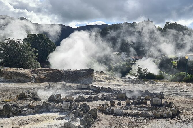 Couples PRIVATE Hybrid 4X4 Tour - Furnas (Inc Hot Springs and 3 Course Lunch) - Meeting Andy and starting from Ponta Delgada