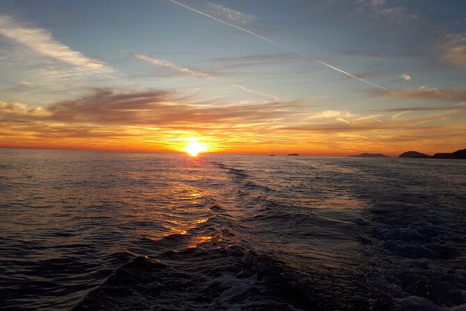 Dubrovnik Romantic Sunset Boat Tour - Setting out from Lapad at 6 pm