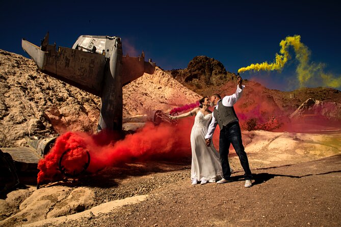 Eldorado Canyon Wedding Package - A desert wedding away from the Strip