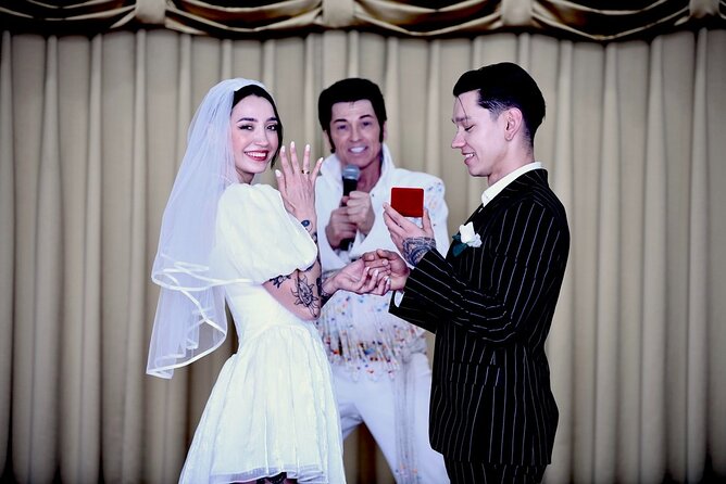 Elvis Chapel Wedding and Vow Renewal - Key points at a glance