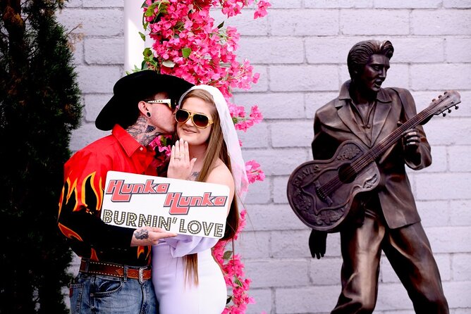 Elvis Chapel Wedding and Vow Renewal - Is $499 per person a fair price?