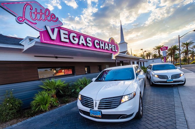 Elvis Wedding at The Little Vegas Chapel including Limousine Transportation - Practical tips for a smoother ceremony