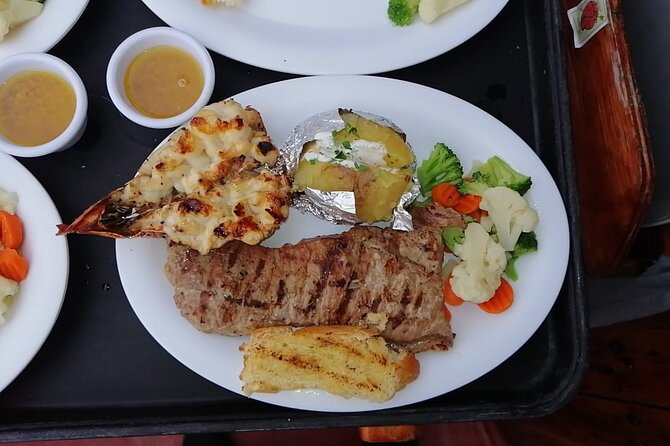 Enjoy The Spanish Galeon with a Romantic Night Dinner in Cancun - Nichupté Lagoon gives the cruise its setting
