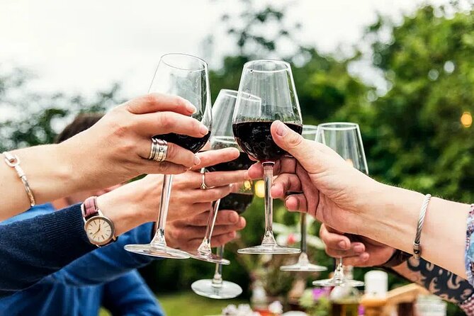 Exclusive Sunset Dinner At Reggae Hill - A cocktail demonstration sets the tone