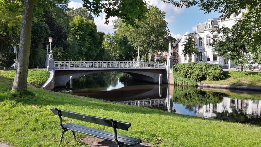 Explore Gems of Utrecht Walking Tour for Couples - Starting at Paushuize, Utrecht’s Pope House