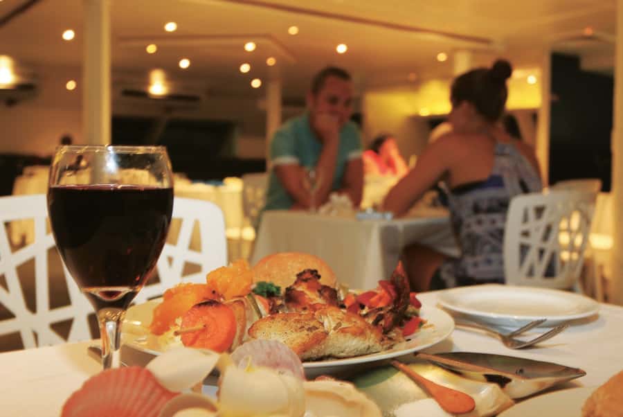 Fiji: Captain Cook Cruises Sunset Dinner Cruise with Lobster - Key points to know before booking