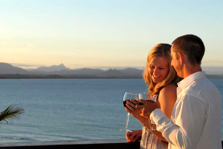 Fiji: Captain Cook Cruises Sunset Dinner Cruise - The first hour belongs to the Pacific sunset
