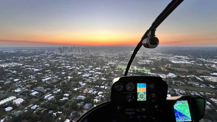 Fort Lauderdale : Romantic Champagne Helicopter Flight Tour - Who will enjoy this flight most?
