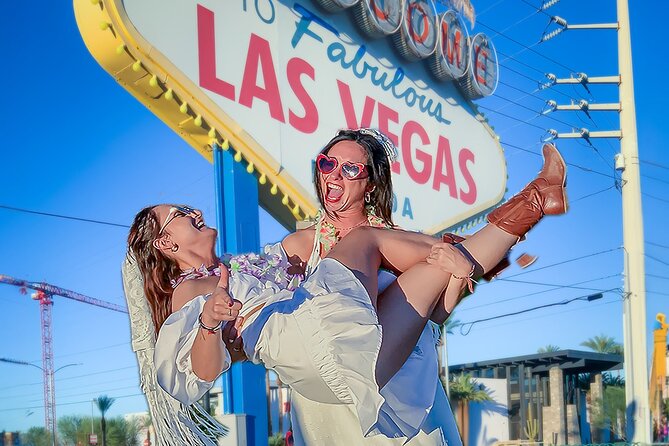 Get Married: Elvis Wedding + Las Vegas Sign + Photography - Photos, digital files, and what you really receive