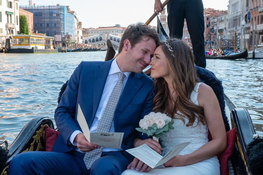 Grand Canal: Renew Your Wedding Vows on a Venetian Gondola - From Saint Mark’s Square to the Gondola Station