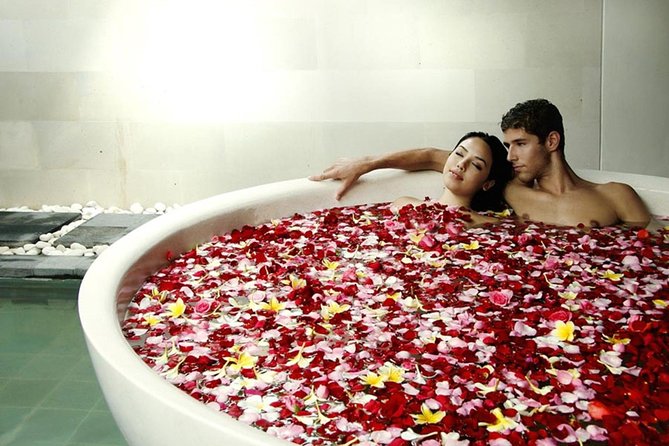 Half Day Tours: Bali 2 Hours MASSAGE & SPA - ROMANTIC SUNSET Dinner at JIMBARAN - What happens at Bali Green Spa