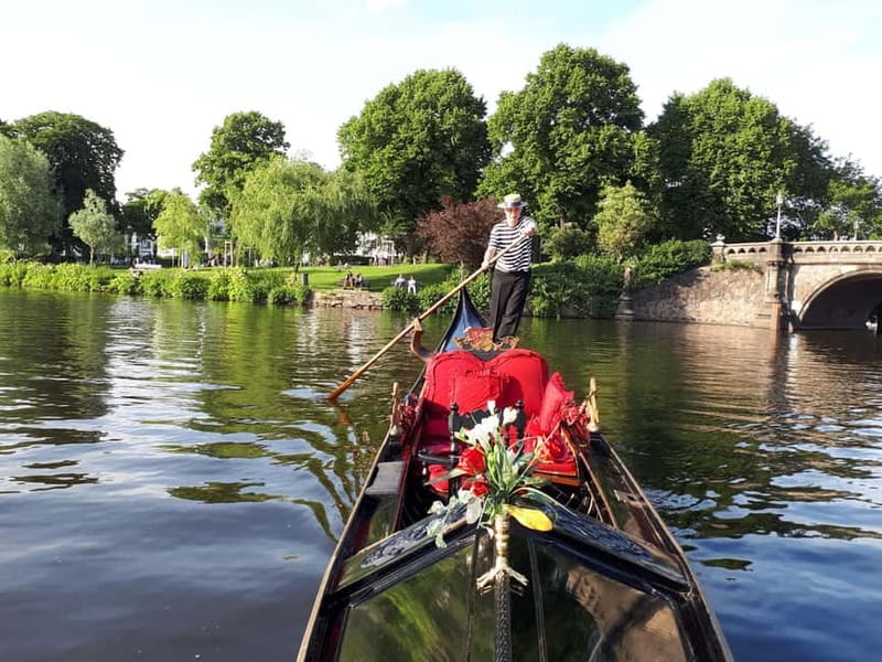 Hamburg Alster Lake romantic Tour in a Real Venetian Gondola - Weather, safety, and the boarding step