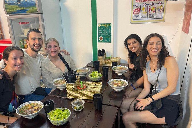 Hanoi Street Food Tour - The value of a private guide