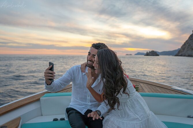 He said yes! Marriage Proposal at Sunset - Weather, timing, and cancellation