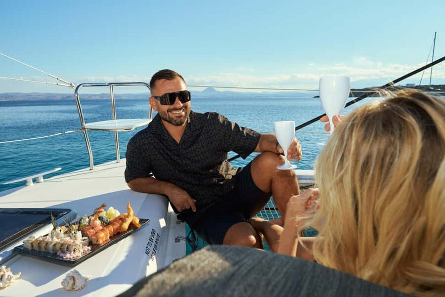 Heraklion: Dia Island Romantic Sunset Cruise with Wine - The 75-minute stop in Dia’s bay