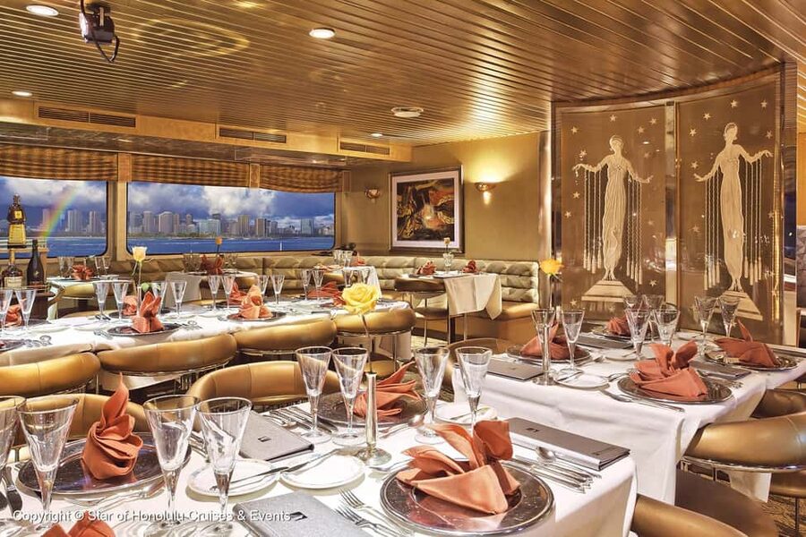 Honolulu: Nova Five Star Sunset Dinner Cruise with Live Jazz - Jazz, lounge time, and the private lanai