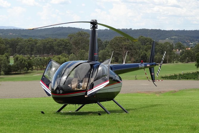 Hunter Valley Romantic Bubbly Breakfast Helicopter Tour from Cessnock - Breakfast at Peterson House