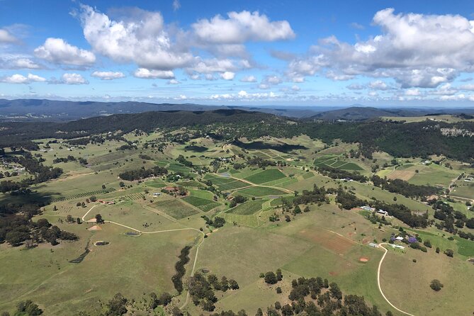 Hunter Valley Romantic Bubbly Breakfast Helicopter Tour from Cessnock - The 15-minute flight over the Hunter Valley