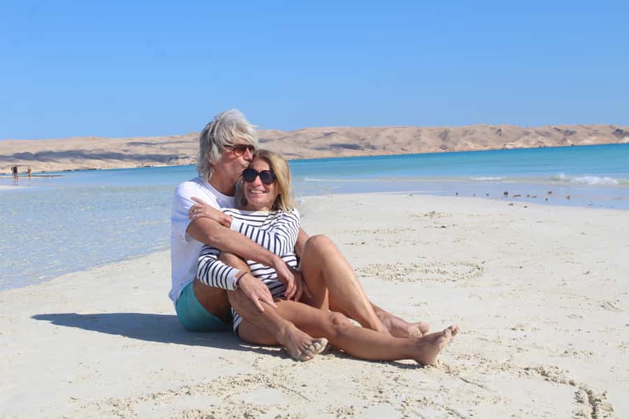 Hurghada: A Romantic Dinner On Islands Proposal Tour - Should you book the Magawish Island dinner?