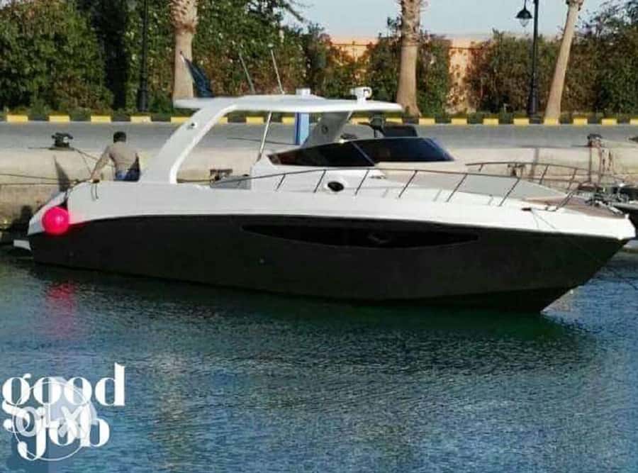 Hurghada: Private Dinner and Sunset Yacht Cruise - What the private price really buys you