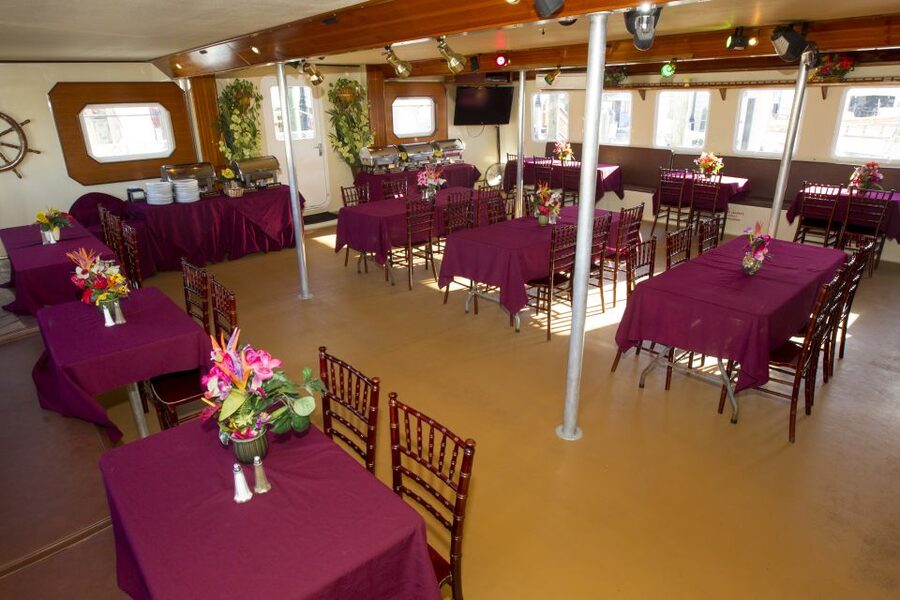 Key West: Sunset Dinner Cruise with Open Bar & Live Music - Practical tips for a smoother evening