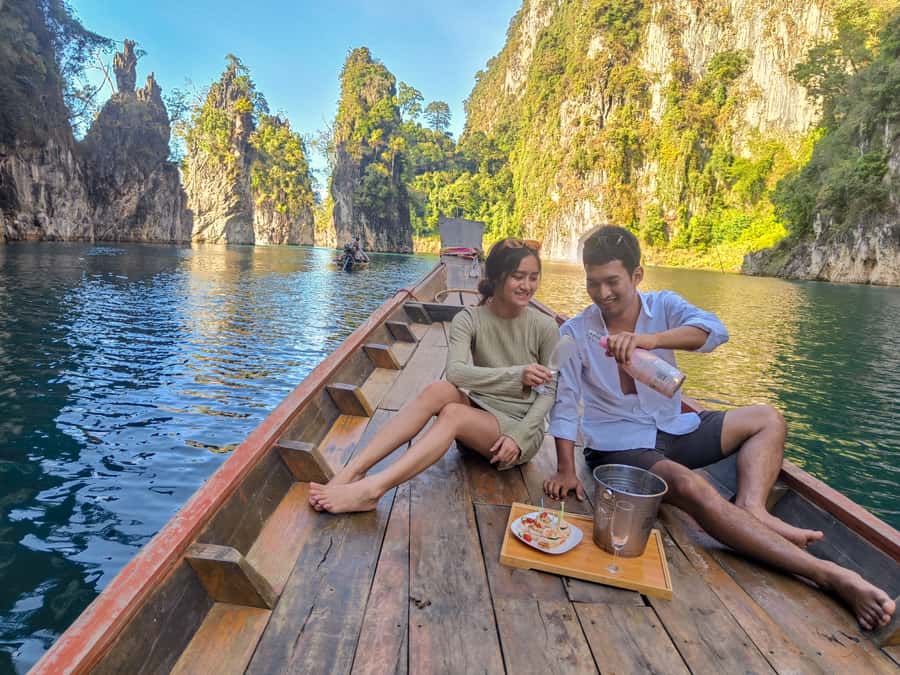 Khao Lak: Cheow Lan Lake Romantic Sunset Cruise with Drinks - Raft houses, kayaking, and a quieter hour on the lake