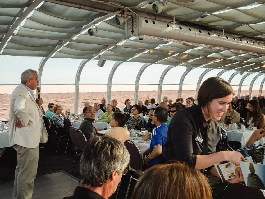 Kingston: Sunset Dinner Cruise - Who will enjoy this Kingston dinner cruise?