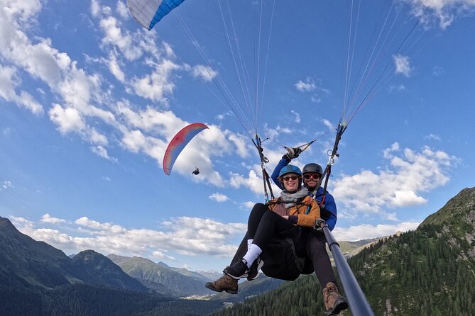 KLOSTERS: Paragliding For 2 - Couples (Video &Photos Incl.) - What happens before you leave the ground