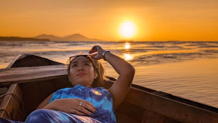 Koh Lanta: Romantic Sunrise Private Gondola Tour - What makes this sunrise trip special