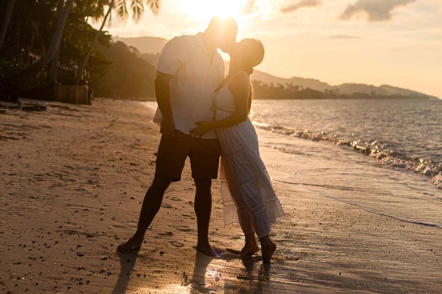 Koh Samui: Private Photoshoot for Couples & Families - The photos and delivery schedule