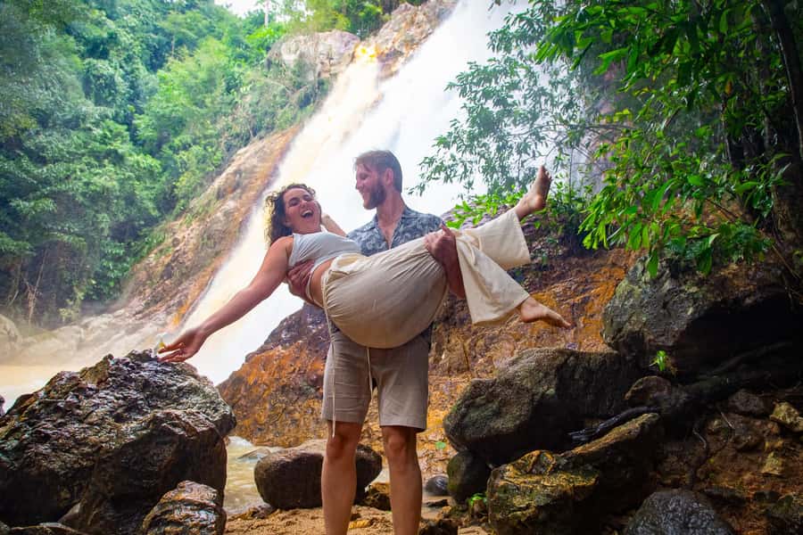 Koh Samui: Private Photoshoot for Couples & Families - Booking value and cancellation flexibility