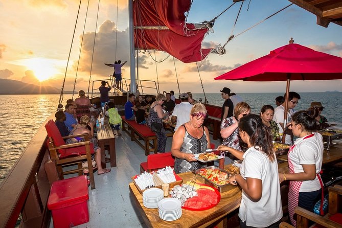Koh Samui Romantic Sunset Cruise Tour By Red Baron Chinese Sailboat - Why the Red Baron makes sunset feel special