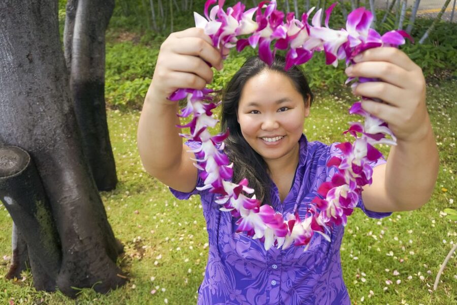 Kona Honeymoon Airport Lei Greeting - Should you book this Kona lei greeting?