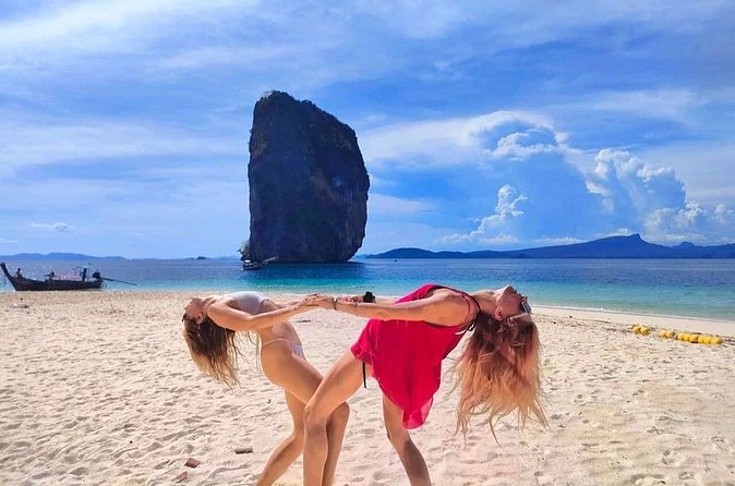 Krabi 7 Islands by Longtail Boat Sunset Dinner - Chicken Island and the famous rock profile