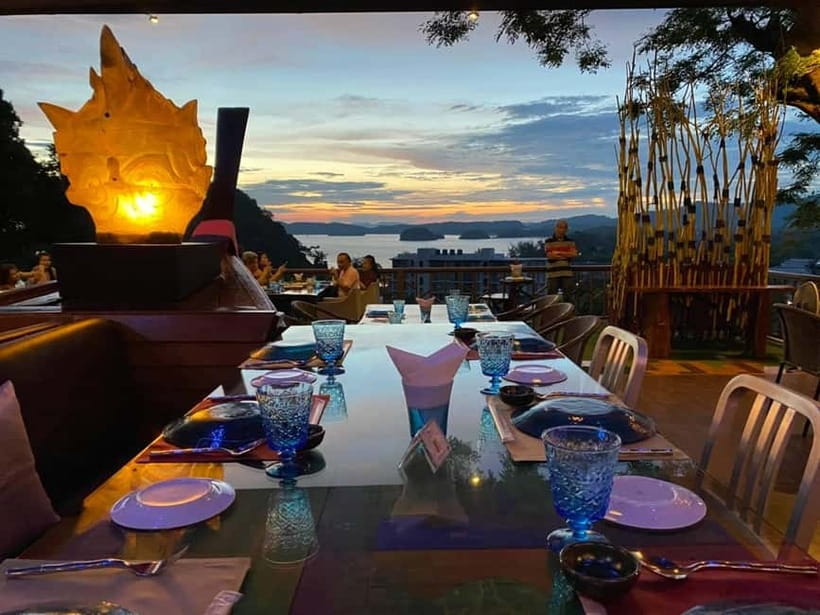 Krabi: Romantic Set-Menu Candlelight Dinner - Lae Lay Grill’s fish-filled interior
