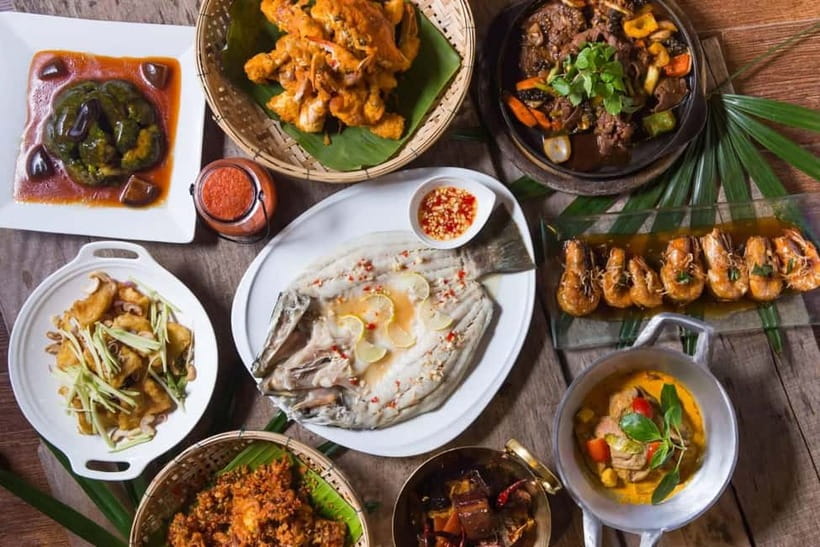 Krabi: Romantic Set-Menu Candlelight Dinner - Choosing between the two set menus