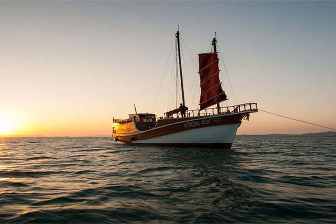 Krabi Romantic Sunset Cruise with BBQ Seafood Dinner by Krabi Sea Cruise - Starting at Ao Nam Mao Pier at 2 p.m.