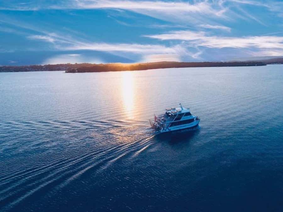 Lake Macquarie: Sunset Dinner Cruise with BBQ - Sunset over the Watagan mountains