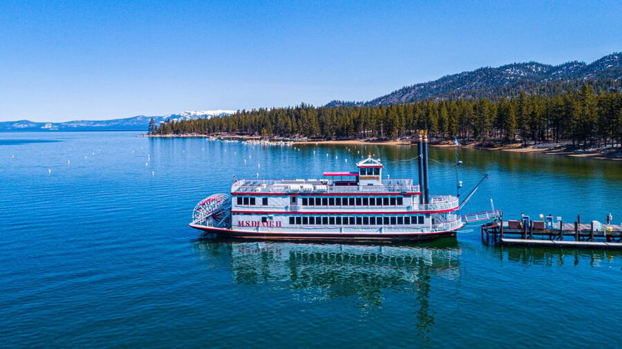 Lake Tahoe: Sunset Dinner Cruise - Weather, clothing, and onboard comfort