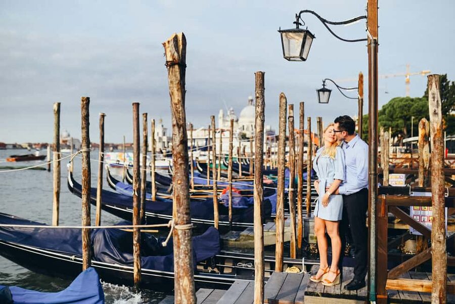 LAND & GONDOLA PHOTOSHOOTING - Who will enjoy this most