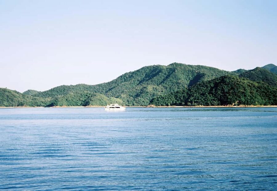 Langkawi: Sunset Dinner Cruise with Hotel Transfer - Dinner with a view instead of a restaurant table