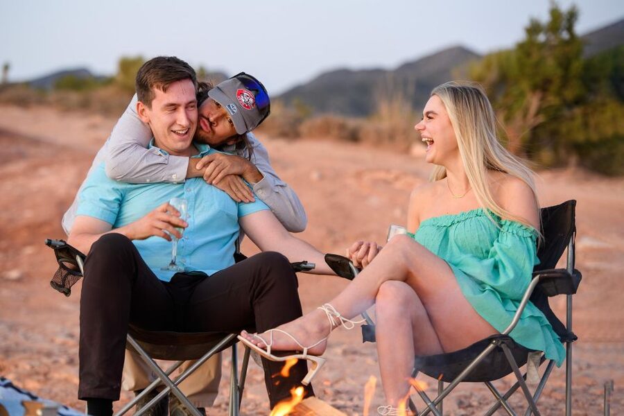 Las Vegas: Couples Date Night Picnic & Off Road Jeep Tour - What $175 per person gets you