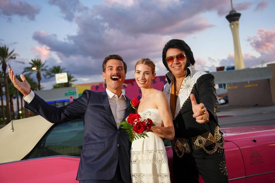 Las Vegas: Elvis Themed Wedding with Limousine - Timing: plan for a compact two hours