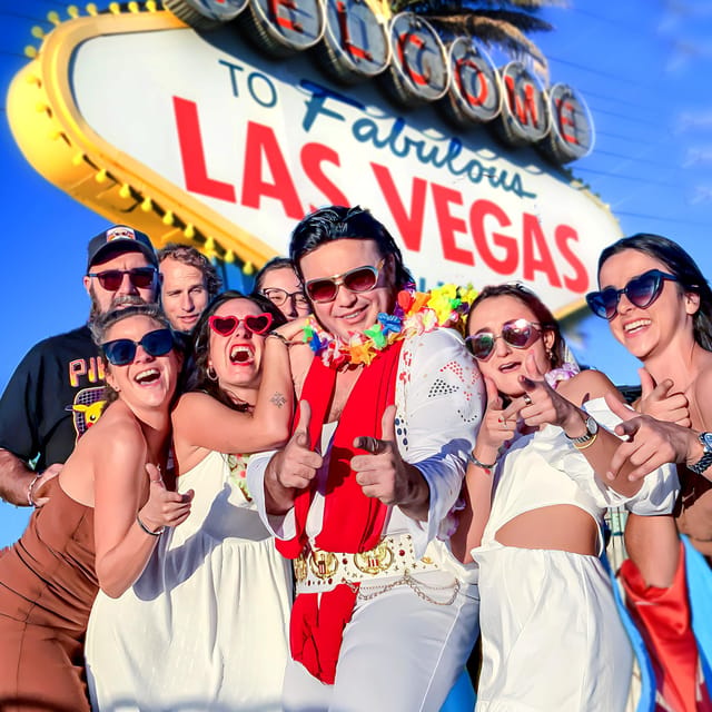 Las Vegas: Elvis Wedding with Las Vegas Sign Photos Included - Key points to know before booking
