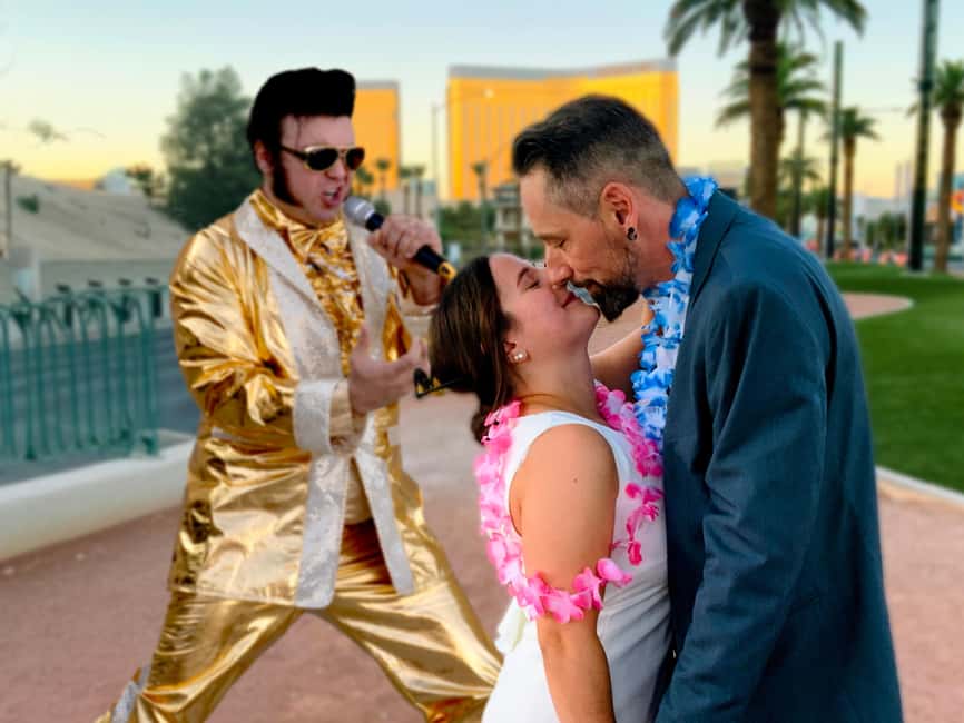Las Vegas: Gold Elvis Vow Renewal or Wedding at Welcome Sign - What to Wear in the Desert