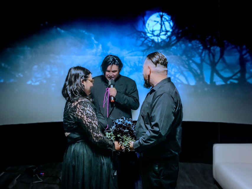 Las Vegas: Haunted House Wedding Ceremony + Photography - Price and group size: what the $299 covers