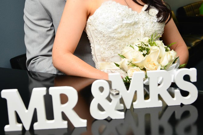Las Vegas Night Flight Helicopter Wedding Ceremony - Weight, clothing, and practical limits