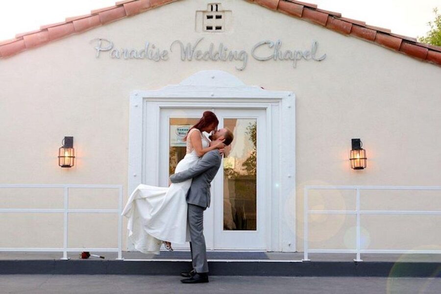 Las Vegas: Paradise Wedding Chapel Quickie Sign & Go Wedding - What this Paradise Wedding Chapel signing really is